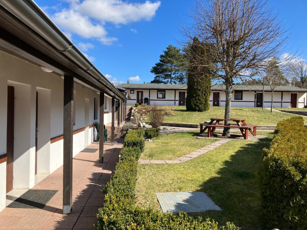 Raj Sportovni A Rekreacni Resort Branzez Knezmost Экстерьер фото