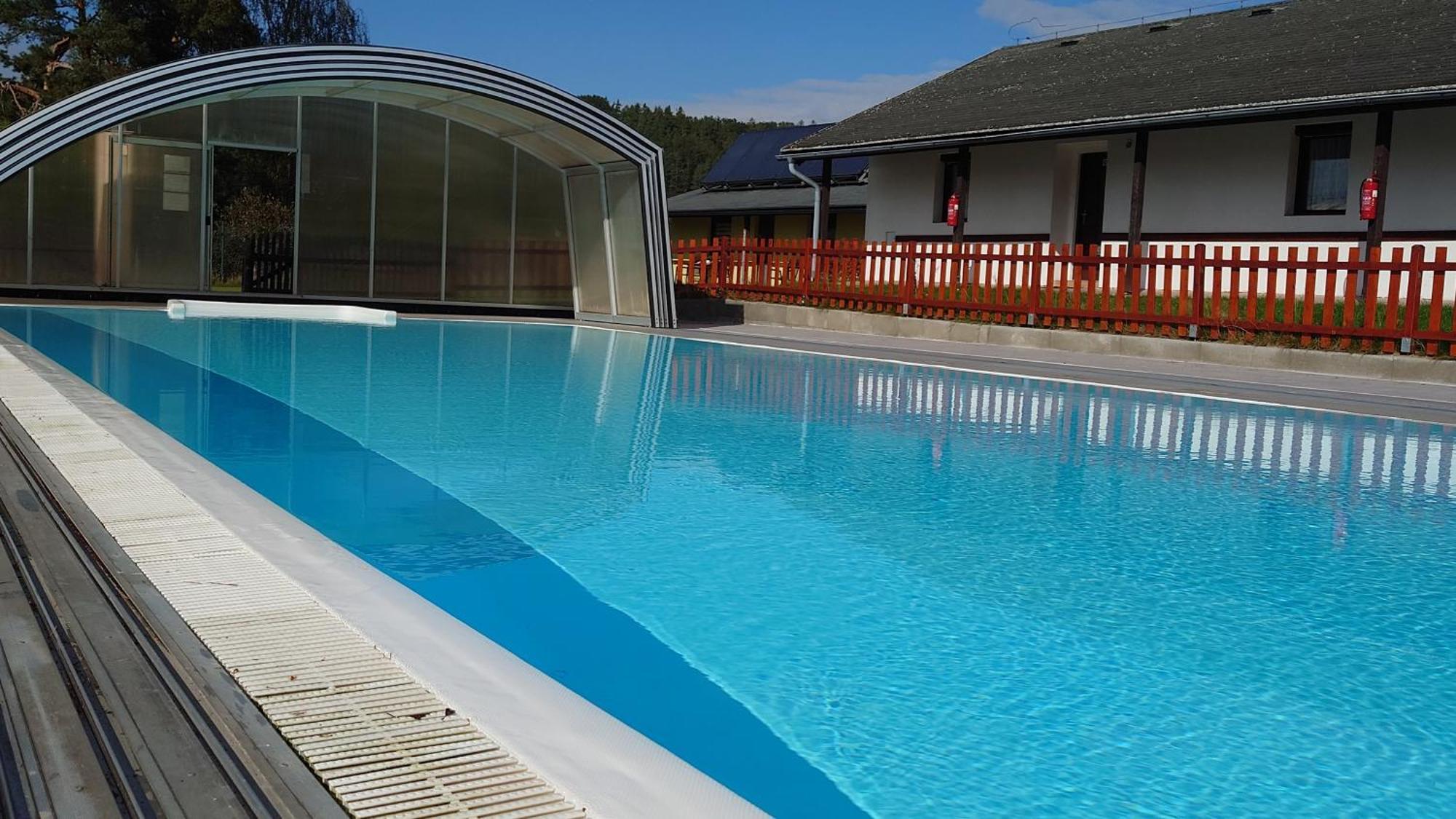 Raj Sportovni A Rekreacni Resort Branzez Knezmost Экстерьер фото