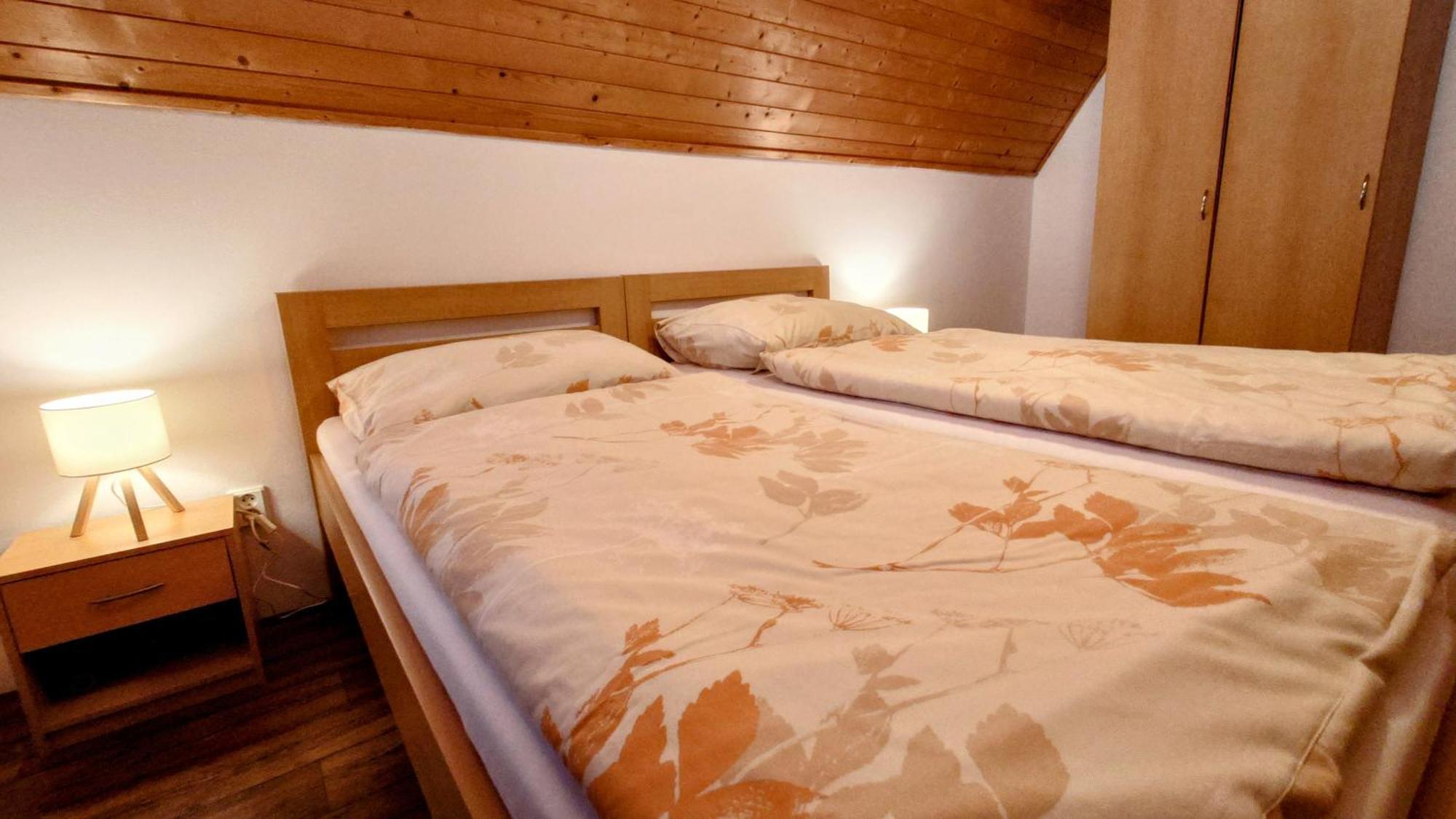 Raj Sportovni A Rekreacni Resort Branzez Knezmost Экстерьер фото