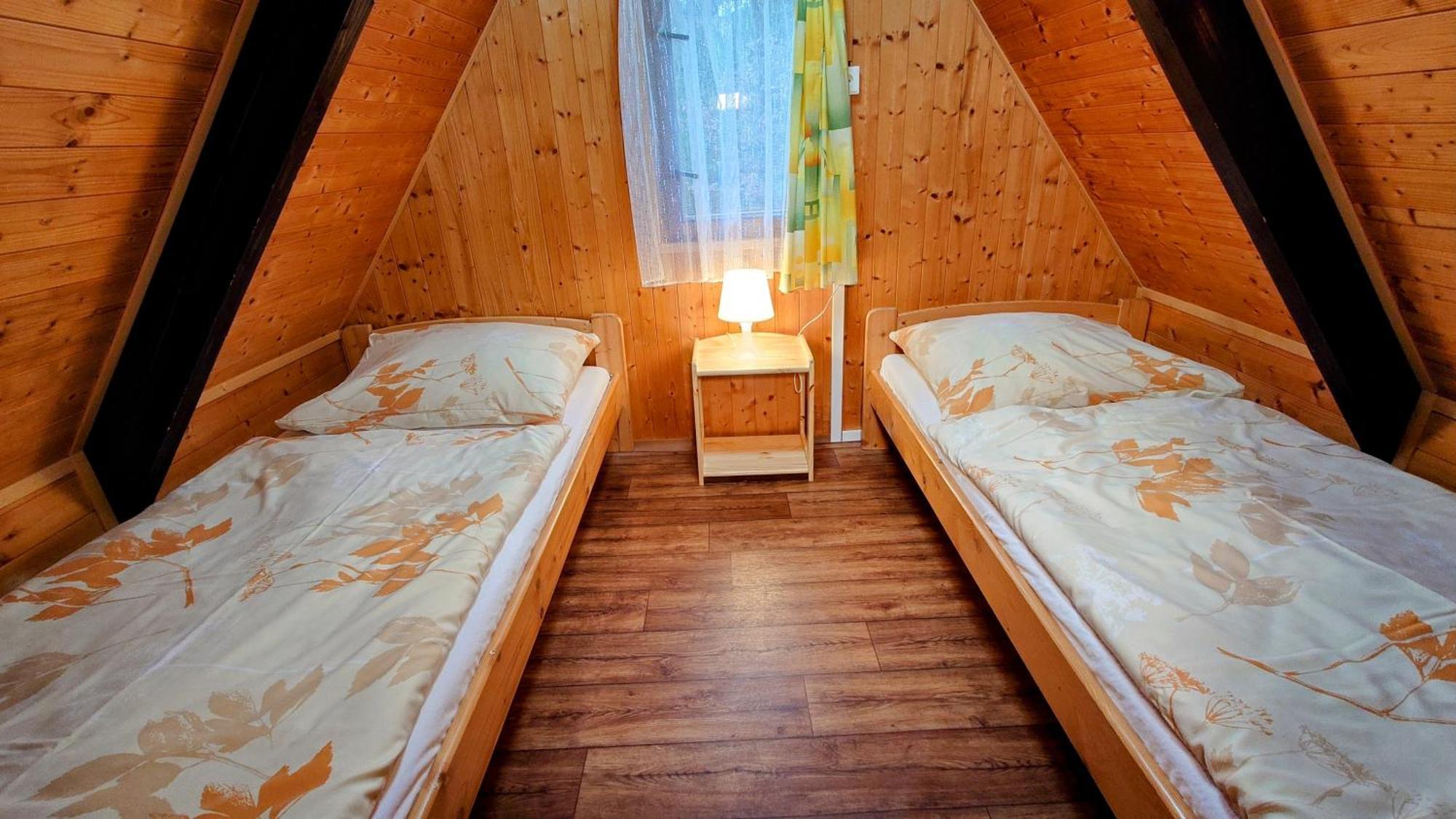 Raj Sportovni A Rekreacni Resort Branzez Knezmost Экстерьер фото